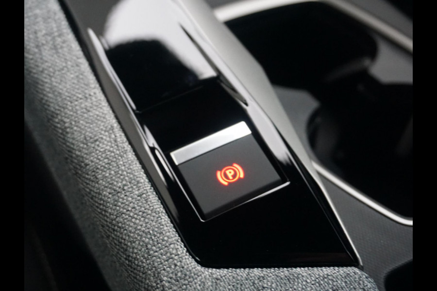 Peugeot 3008 1.6 plug-in Hybrid 195 Allure