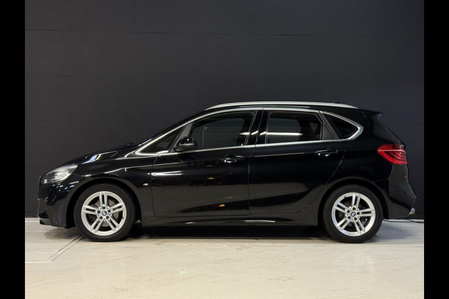 BMW 2 Serie Active Tourer 218i Centennial High Executive | M-Sport | Head UP | Leder | Stoelverwarming