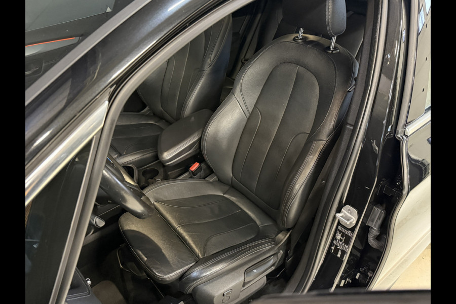 BMW 2 Serie Active Tourer 218i Centennial High Executive | M-Sport | Head UP | Leder | Stoelverwarming