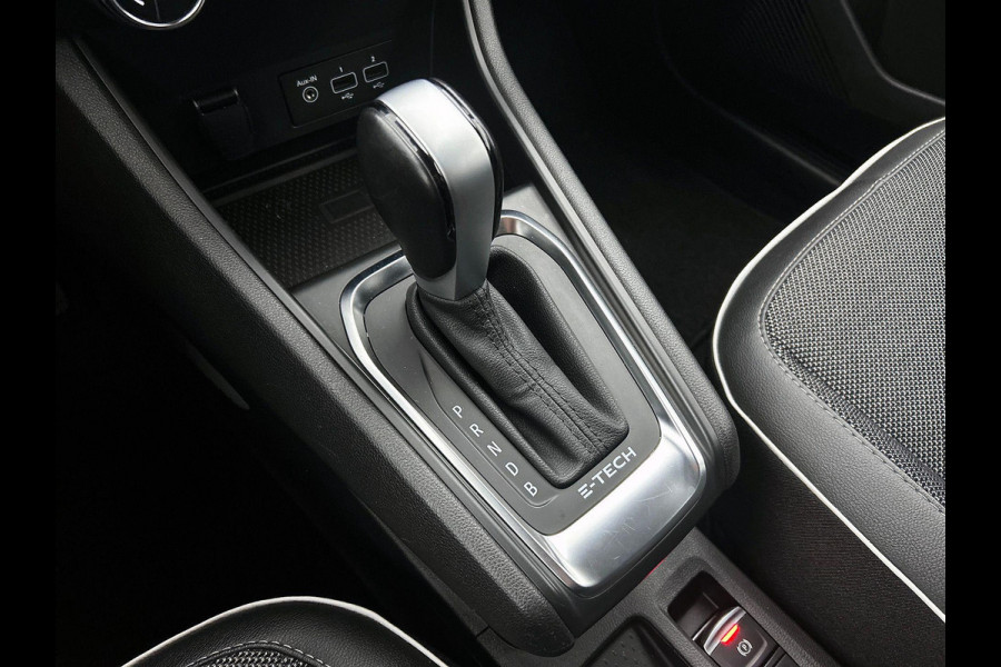 Renault Captur 1.6 E-Tech Plug-in Hybrid 160 Serie Limitée E-TECH 1/2 LEER | CAMERA | CLIMA | SFEER-VERLICHTING