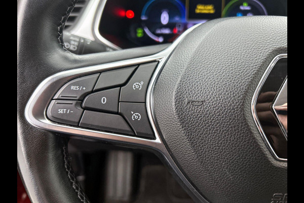 Renault Captur 1.6 E-Tech Plug-in Hybrid 160 Serie Limitée E-TECH 1/2 LEER | CAMERA | CLIMA | SFEER-VERLICHTING