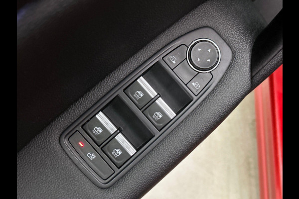 Renault Captur 1.6 E-Tech Plug-in Hybrid 160 Serie Limitée E-TECH 1/2 LEER | CAMERA | CLIMA | SFEER-VERLICHTING