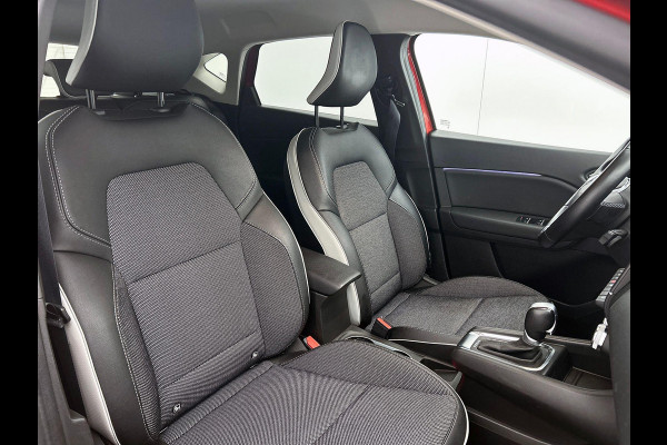 Renault Captur 1.6 E-Tech Plug-in Hybrid 160 Serie Limitée E-TECH 1/2 LEER | CAMERA | CLIMA | SFEER-VERLICHTING