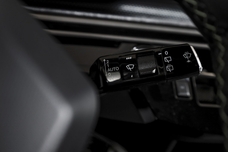 Peugeot 5008 1.2 Hybrid 145 GT 7p.- Automaat | Dig. Cockpit | Adapt. Cruise | Stoel-+Stuurverw. | PDC | Camera | NAV + APP. Connect | ECC | Elek. Klep | DAB | LM 19" | 0384