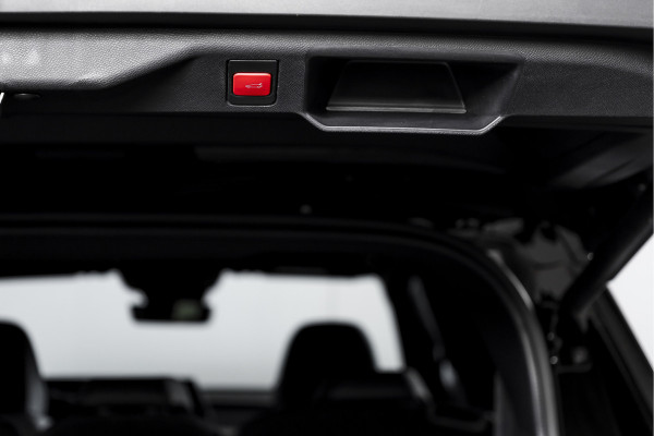 Peugeot 5008 1.2 Hybrid 145 GT 7p.- Automaat | Dig. Cockpit | Adapt. Cruise | Stoel-+Stuurverw. | PDC | Camera | NAV + APP. Connect | ECC | Elek. Klep | DAB | LM 19" | 0384