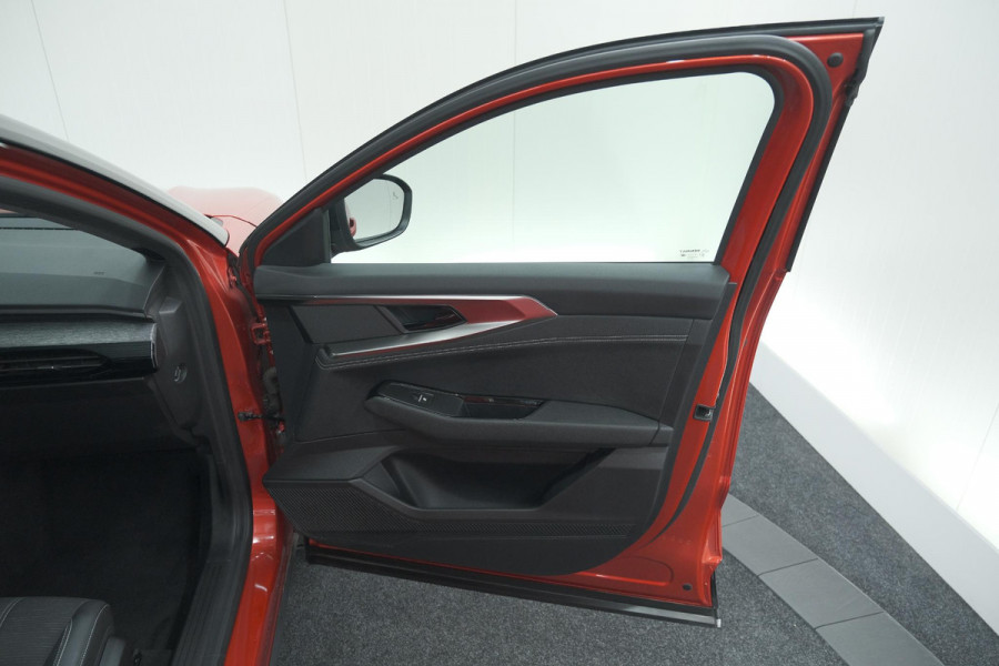 Renault Austral 1.2 E-Tech Full Hybrid 200 Techno | 360 Camera | Panoramadak | Adaptieve Cruise Control