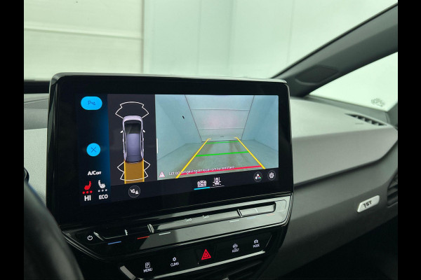 Volkswagen ID.3 First Plus 58 kWh Airco Navi Carplay 19" LM Velgen Adaptive Cruise Control LED Matrix IQ Light DAB+ Alcantara PDC VA + Camera Stoel/Stuurwielverwarming