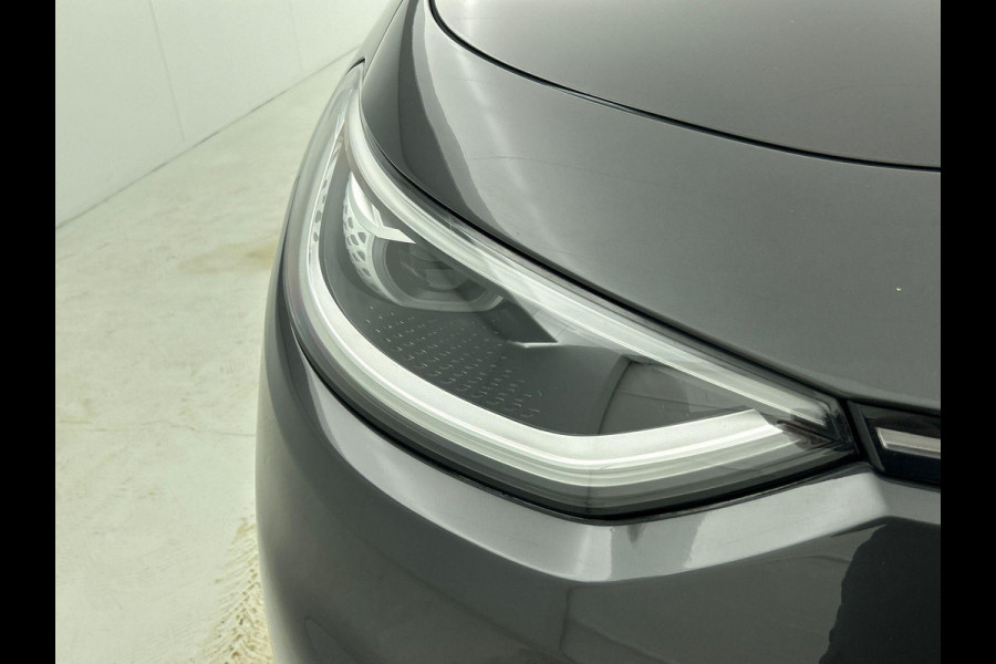 Volkswagen ID.3 First Plus 58 kWh Airco Navi Carplay 19" LM Velgen Adaptive Cruise Control LED Matrix IQ Light DAB+ Alcantara PDC VA + Camera Stoel/Stuurwielverwarming