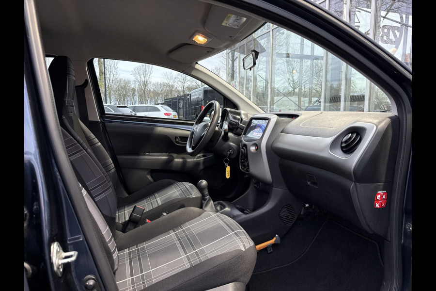 Peugeot 108 1.0 e-VTi Active | NL-auto | BTW | Carplay | Navi