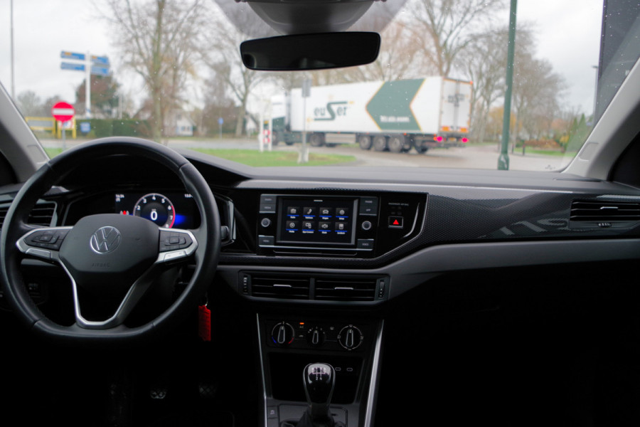 Volkswagen Polo 1.0 TSI 95 PK Life, Carplay, LED, Adap. Cruise Control