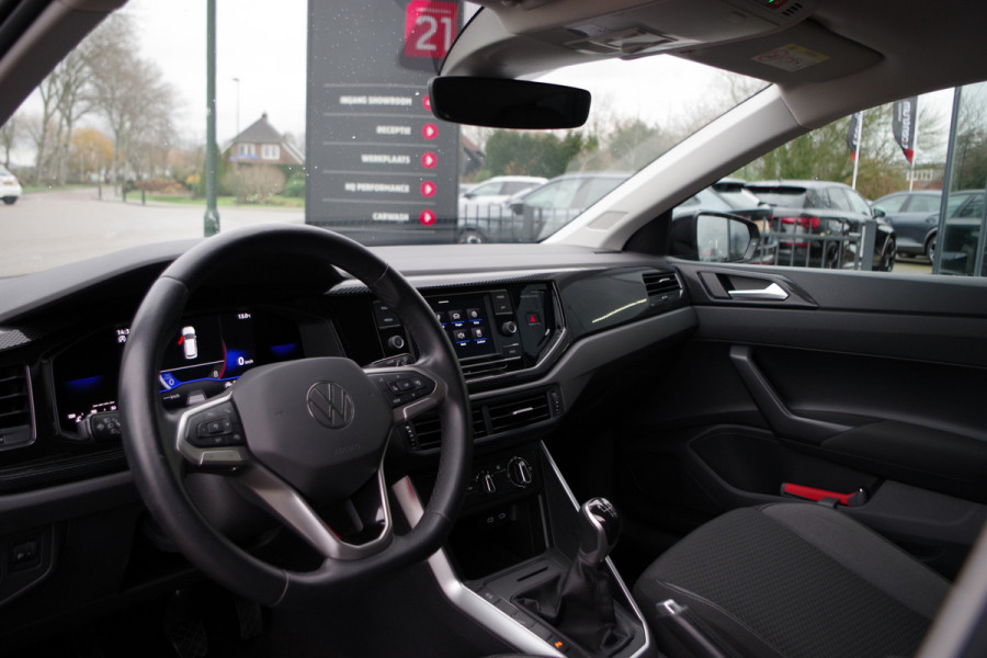 Volkswagen Polo 1.0 TSI 95 PK Life, Carplay, LED, Adap. Cruise Control