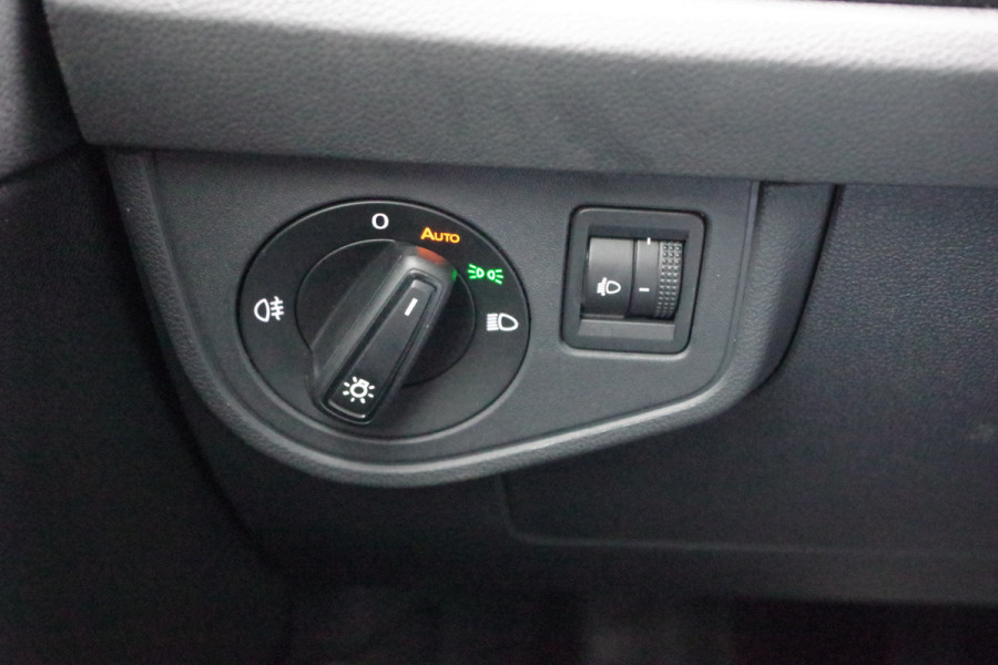 Volkswagen Polo 1.0 TSI 95 PK Life, Carplay, LED, Adap. Cruise Control