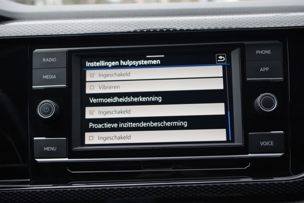 Volkswagen Polo 1.0 TSI 95 PK Life, Carplay, LED, Adap. Cruise Control