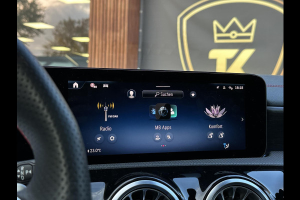 Mercedes-Benz CLA-Klasse 200 d AMG Line Panoramadak Multibeam Adapt. Cruise Ambient Keyless 360Cam