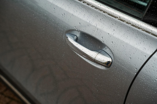 Mercedes-Benz EQB 250+ AMG Line 7p. 71 kWh 7 persoons Wide Screen Ambient verlichting Head Up Burmester