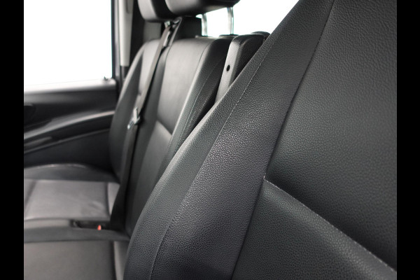 Mercedes-Benz Vito 114 CDI Automaat Dubbele Cabine 6-zits Navigatie Apple Carplay Trekhaak Cruise control  Euro6