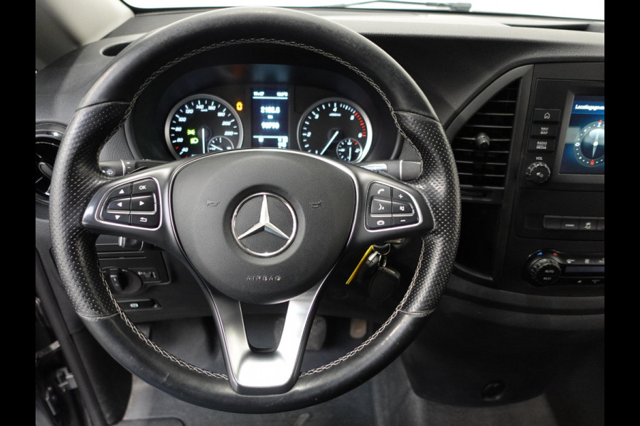 Mercedes-Benz Vito 114 CDI Automaat Dubbele Cabine 6-zits Navigatie Apple Carplay Trekhaak Cruise control  Euro6
