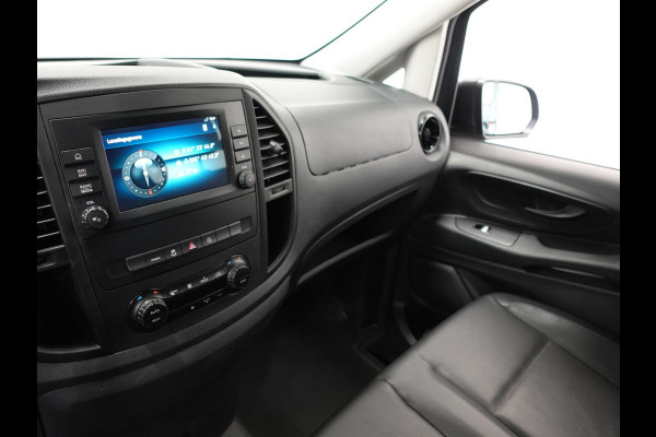 Mercedes-Benz Vito 114 CDI Automaat Dubbele Cabine 6-zits Navigatie Apple Carplay Trekhaak Cruise control  Euro6