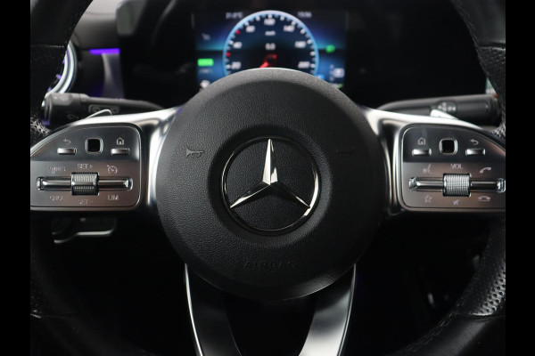 Mercedes-Benz CLA-Klasse 250e AMG Line | Stoelverwarming | Carplay | Trekhaak | Leder/Alcantara | Navigatie | Full LED | Park Assist | Sfeerverlichting | Climate control | Cruise control | PHEV | Plug In