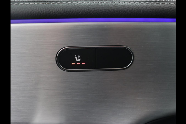 Mercedes-Benz CLA-Klasse 250e AMG Line | Stoelverwarming | Carplay | Trekhaak | Leder/Alcantara | Navigatie | Full LED | Park Assist | Sfeerverlichting | Climate control | Cruise control | PHEV | Plug In