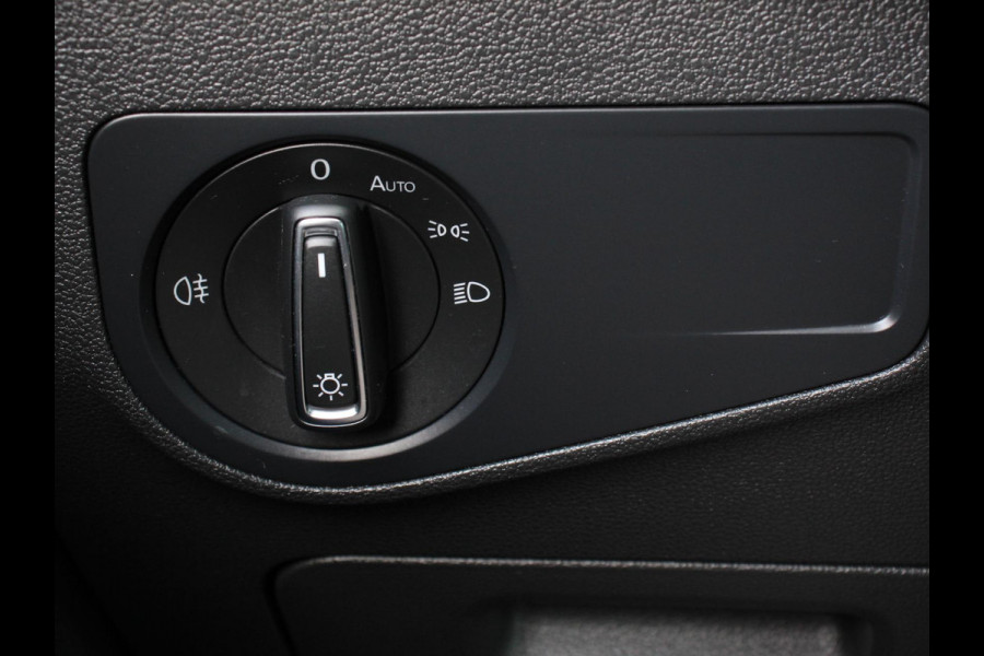 Volkswagen Tiguan 1.4 TSI 245pk PHEV Life DSG | Navigatie | Apple Carplay/Android Auto | Parkeersensoren | Adaptive Cruise Control | Elektrische achterklep | Virtual Cockpit | Climate Control | Keyless Entry