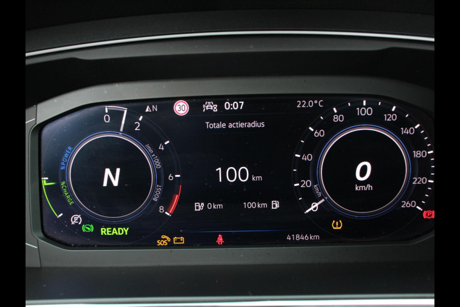 Volkswagen Tiguan 1.4 TSI 245pk PHEV Life DSG | Navigatie | Apple Carplay/Android Auto | Parkeersensoren | Adaptive Cruise Control | Elektrische achterklep | Virtual Cockpit | Climate Control | Keyless Entry