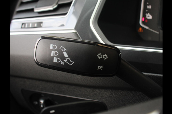 Volkswagen Tiguan 1.4 TSI 245pk PHEV Life DSG | Navigatie | Apple Carplay/Android Auto | Parkeersensoren | Adaptive Cruise Control | Elektrische achterklep | Virtual Cockpit | Climate Control | Keyless Entry
