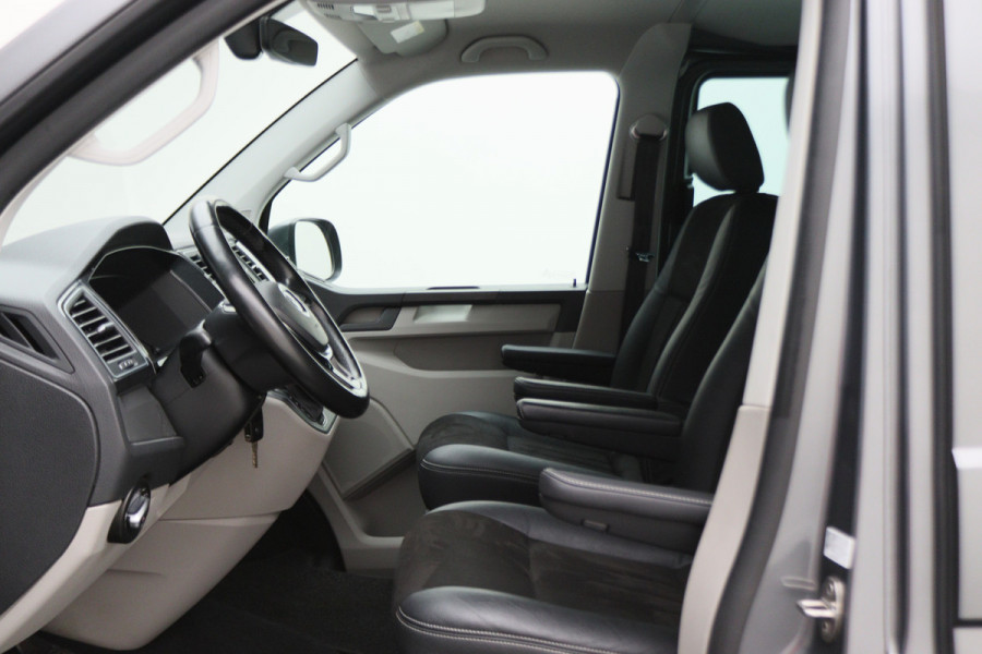 Volkswagen Transporter 2.0 TDI DSG L2H1 DC Highline 2x Schuifdeur, ACC, Camera, Apple Carplay, LED, DAB, PDC, Trekhaak, 20''