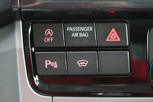 Volkswagen Transporter 2.0 TDI DSG L2H1 DC Highline 2x Schuifdeur, ACC, Camera, Apple Carplay, LED, DAB, PDC, Trekhaak, 20''