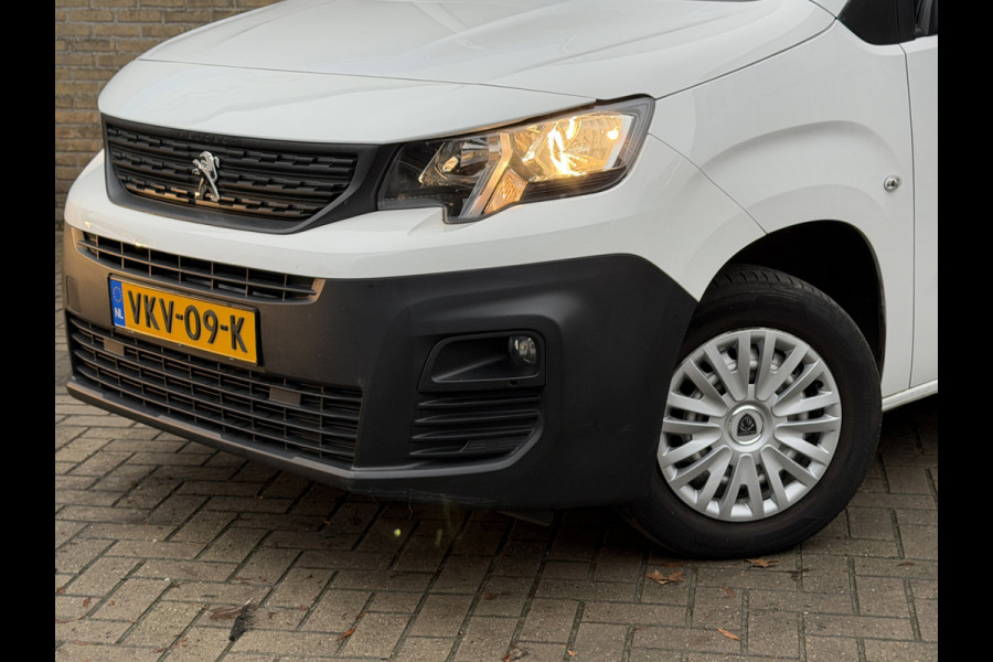 Peugeot Partner 1.2 PureTech 111PK Benzine Premium CarPlay/cruice control/navi