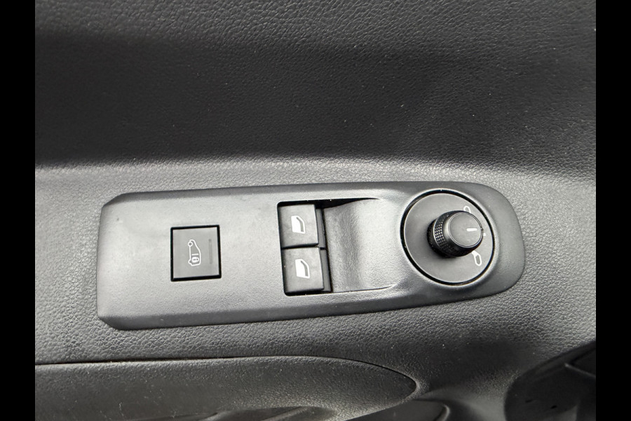 Peugeot Partner 1.2 PureTech 111PK Benzine Premium CarPlay/cruice control/navi