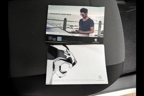 Peugeot Partner 1.2 PureTech 111PK Benzine Premium CarPlay/cruice control/navi