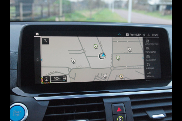 BMW iX3 High Executive 80 kWh | Panoramadak | 360 Camera | Trekhaak | Harman Kardon | Sfeerverlichting |