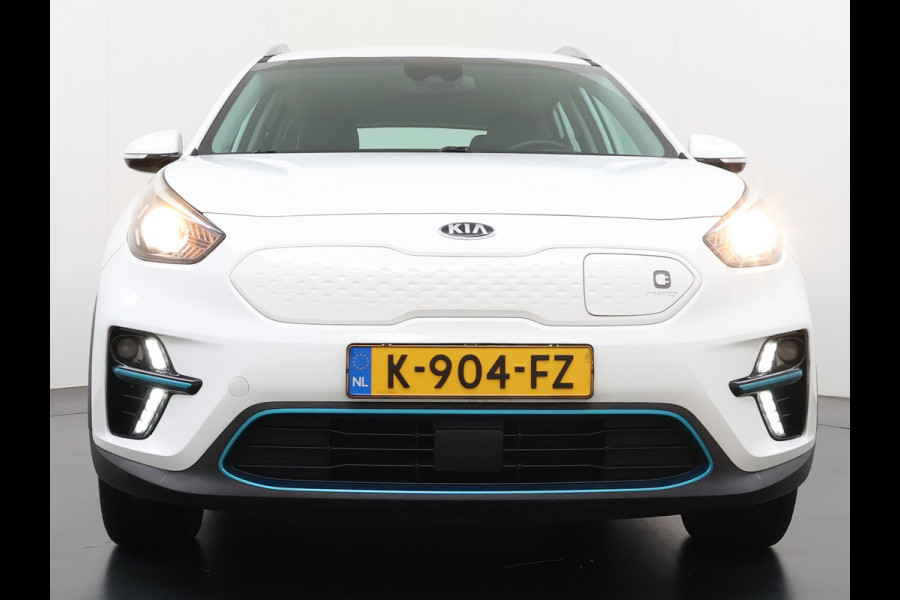Kia e-Niro EV 64kWh SOH 100% W-pomp Navi Adaptive-Cruise Camera 1/2 Leer Apple Carplay Android AutoEcc DynamicLine Stoel-Stuurverwarming Pdc Lane Assist VESS DAB Led Isofix Keyless 1e Eigenaar Origineel Nederlandse Auto Nieuwprijs €43.970,-