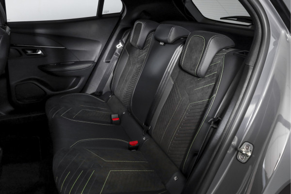 Peugeot 2008 1.2 Hybrid 145 GT - Automaat | Alcantara Pack | Drive Assist Pack | Dig. Cockpit | Adapt. Cruise | Stoelverw. | PDC | Camera | NAV + App. Connect | ECC | DAB | LM 17" | 4106