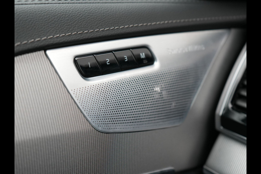 Volvo XC90 T8 Recharge AWD R-Design 7-Persoons Long Range Plug In Hybrid 456pk Dealer O.H. PHEV | Panodak | Head Up | 360 Camera | Adaptive Cruise | Lederen Sportstoelen Ventilatie & Memory | Bowers & Wilkins | Navigatie | Blis | DAB |