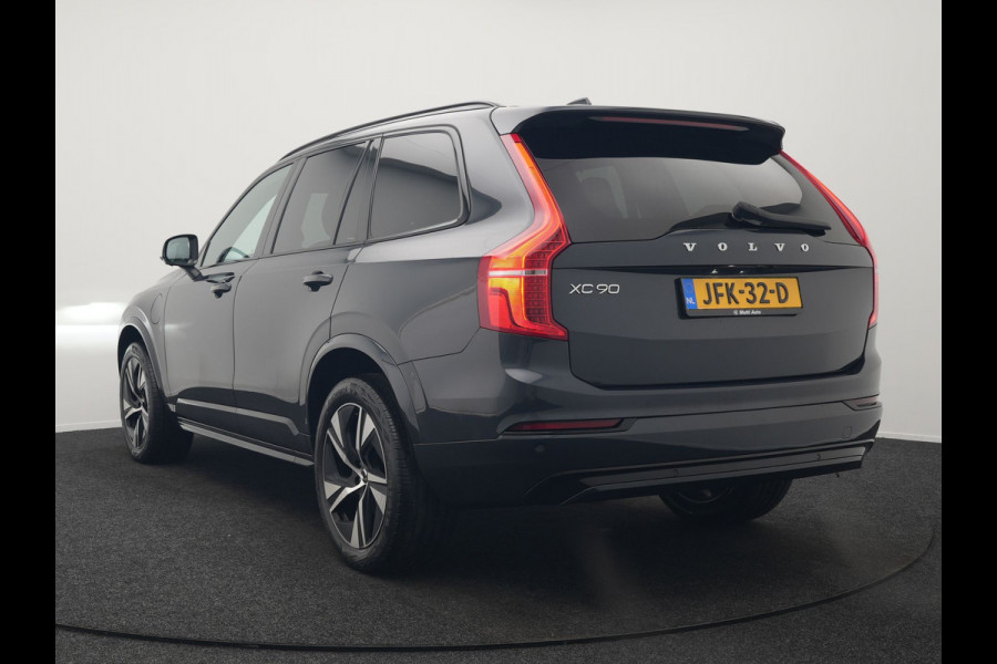 Volvo XC90 T8 Recharge AWD R-Design 7-Persoons Long Range Plug In Hybrid 456pk Dealer O.H. PHEV | Panodak | Head Up | 360 Camera | Adaptive Cruise | Lederen Sportstoelen Ventilatie & Memory | Bowers & Wilkins | Navigatie | Blis | DAB |