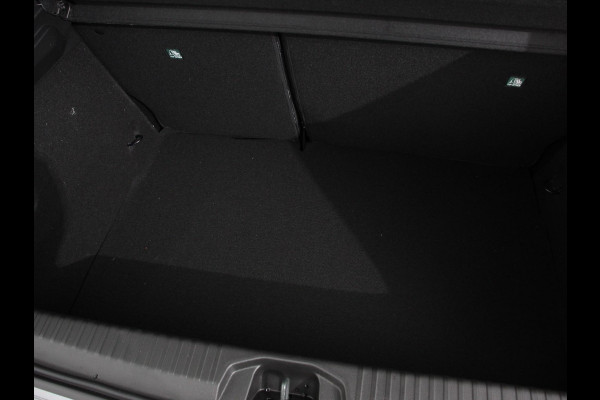 Mitsubishi Colt 1.6 HEV Intense Automaat | Navigatie | Apple Carplay/Android Auto | Camera | Climate Control | Cruise Control | Lichtmetalen velgen | Extra Getint Glas | Digitale Cockpit