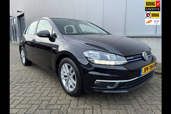 Volkswagen Golf 1.5 TSI Comfortline Business / Carplay / Trekhaak