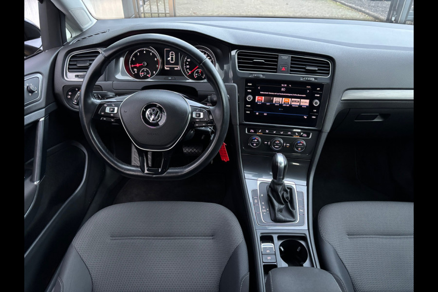 Volkswagen Golf 1.5 TSI Comfortline Business / Carplay / Trekhaak