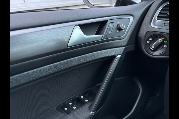 Volkswagen Golf 1.5 TSI Comfortline Business / Carplay / Trekhaak