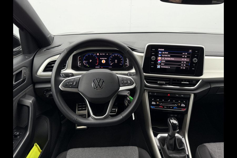Volkswagen T-Roc 1.5 TSI Move | CarPlay | Camera | IQ Light | DAB+ | 18 inch