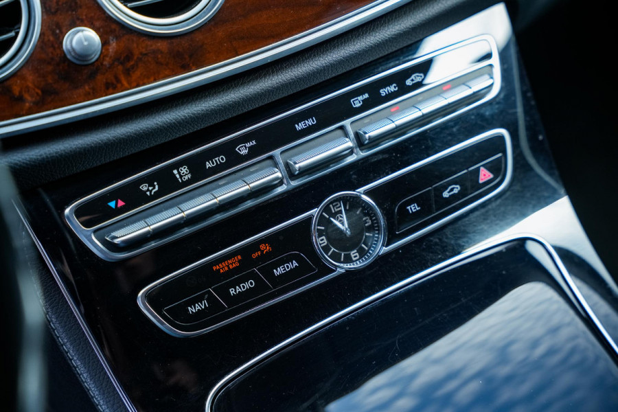 Mercedes-Benz E-Klasse 220 d Lease Edition Prestige Plus Burnester Cruise Control Navi Airco Camera PDC