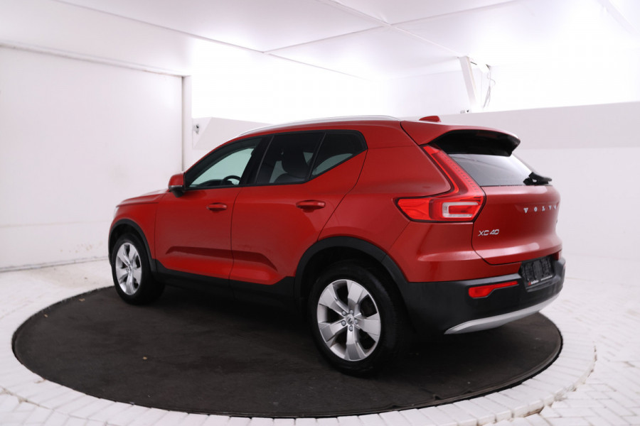Volvo XC40 2.0 D3 Momentum Stoelverw. Navigatie, Climate,