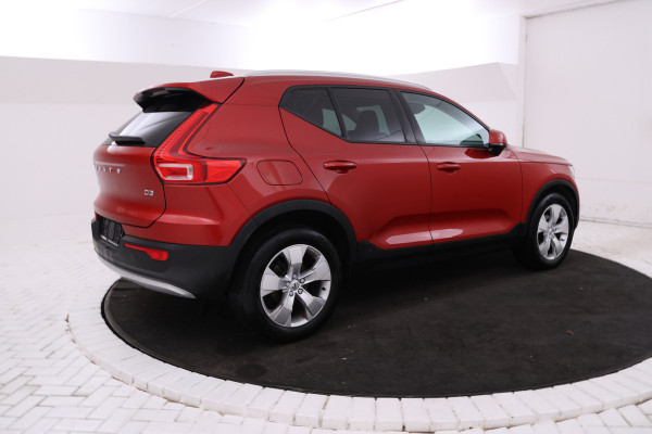 Volvo XC40 2.0 D3 Momentum Stoelverw. Navigatie, Climate,