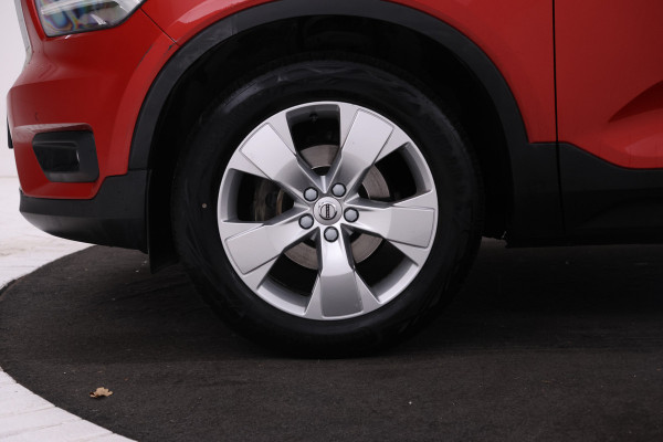 Volvo XC40 2.0 D3 Momentum Stoelverw. Navigatie, Climate,