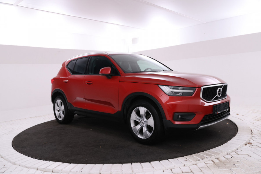 Volvo XC40 2.0 D3 Momentum Stoelverw. Navigatie, Climate,