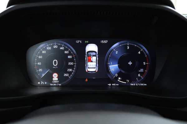 Volvo XC40 2.0 D3 Momentum Stoelverw. Navigatie, Climate,