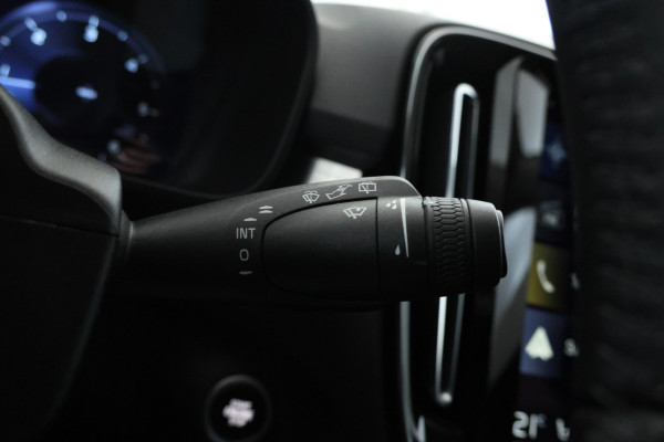 Volvo XC40 2.0 D3 Momentum Stoelverw. Navigatie, Climate,