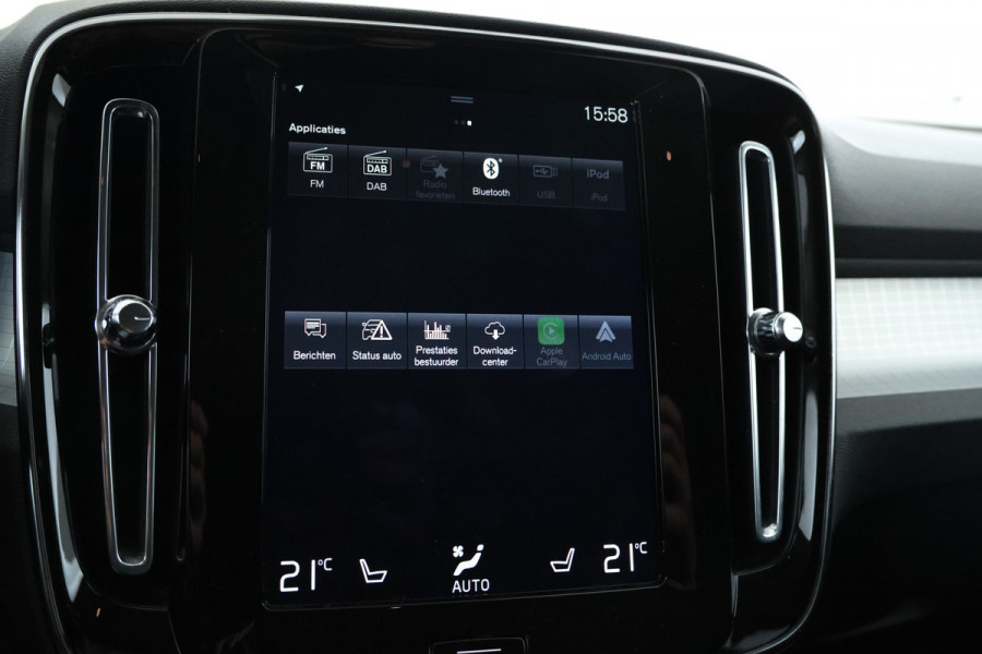 Volvo XC40 2.0 D3 Momentum Stoelverw. Navigatie, Climate,